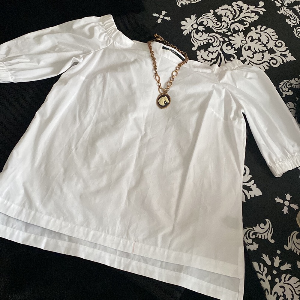 Beautiful Not Basic White Top By Ralph Lauren! - image 7